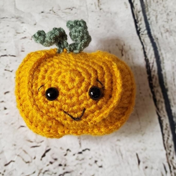 Crochet Halloween/Fall Decor set - Picture 5 of 6
